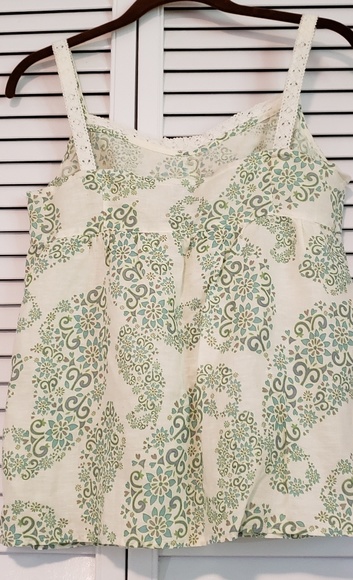 Linen Top - Picture 2 of 7